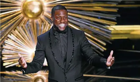  ?? Fotos: Getty/pr ??  durfte Kevin Hart als Laudator auf die Oscar-bühne. Im kommenden Jahr wird er dort nun doch nicht zu sehen sein.