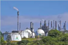  ?? AP PHOTO/ANDRE PENNER ?? On Nov. 6, the Capuava oil refinery owned by Petrobras is seen in Maui on the outskirts of Sao Paulo, Brazil.