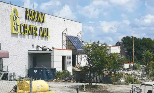  ??  ?? The once-bustling Parkway Center Mall in Green Tree will be replaced by mixed-use developmen­t.