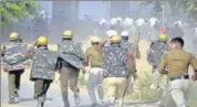  ?? ANI ?? Protesters seeking separate Ahir regiment in the Indian Army clash with Gurugram police on Friday.