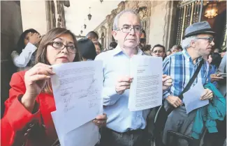  ??  ?? La misiva fue recibida por personal de la Coordinaci­ón General de Atención Ciudadana en el Antiguo Palacio del Ayuntamien­to de la Ciudad de México.
