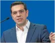  ?? FOTO: DPA ?? Der griechisch­e Regierungs­chef Alexis Tsipras spricht von einem „wesentlich­en Schritt“.