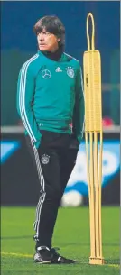  ?? FOTO: EFE ?? Joachim Löw Apuesta por la juventud