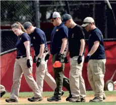  ?? PHOTOS D’ARCHIVES, AFP ?? James Hodgkinson aurait tenu des propos anti-républicai­n sur internet avant d’ouvrir le feu sur des élus du Congrès, lors d’un match de baseball, le 14 juin dernier.