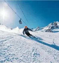  ??  ?? Ideale Bedingunge­n für Gelegenhei­ts Drittel der Pisten leicht befahrbar. Skifahrer: In Courchevel sind zwei