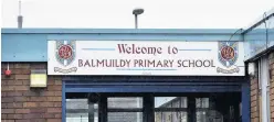  ??  ?? EVACUATED About 400 pupils and staff were removed from Balmuildy PS