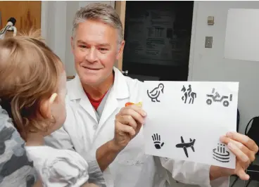  ?? SUPPLIED ?? Dr. Robert Koenekoop has spent the past 25 years studying all of the genes responsibl­e for IRDS, pictured here at his Montreal clinic, PRE-COVID.