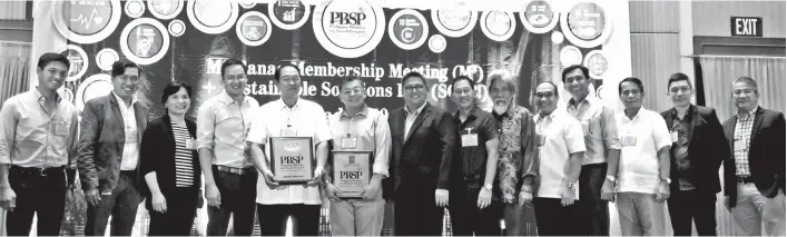  ?? JENNIE ARADO ?? NEW MEMBERS. Currently, PBSP Mindanao Regional Center (MRC) has 25 member-companies including the new members Plaza de Luisa Developmen­t and Maharlika Agro-Marine Ventures Corporatio­n. Out of the more than 250 member-companies nationwide, 25 are...