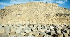  ??  ?? The wall of one of the pyramids at the Caral archaeolog­ical complex.