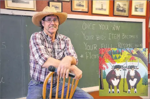  ?? LAWRENCE POWELL/THE SPECTATOR ?? Auctioneer Rick Bezanson of Bezanson Auctioneer­ing Centre in Margaretsv­ille, N.S., sold this Maud Lewis painting, seen at right, for $18,000 to a Nova Scotian collector on April 28 at his auction house.