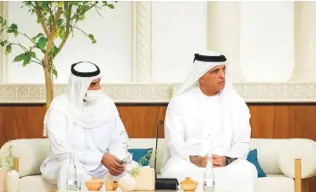  ?? WAM ?? Above: Shaikh ■
Hamad with Shaikh Saud.