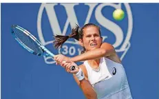  ?? FOTO: MINCHILLO/AP/DPA ?? Julia Görges ist die Nummer neun der Weltrangli­ste und extrem konstant. Deswegen ist sie bei den US Open alles andere als chancenlos.