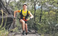  ?? Picture: BRENDAN RADKE ?? DEDICATED: Jenny before her previous attempt to run Walsh's Pyramid at Gordonvale five times in a one day.