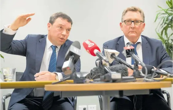  ?? Photo / Mark Mitchell ?? FMA chief executive Rob Everett and Reserve Bank Governor Adrian Orr released the Bank Conduct and Culture report yesterday.