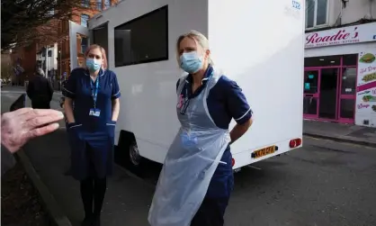  ?? Photograph: Christophe­r Thomond/The Guardian ?? Homeless healthcare specialist nurses Helen Gee (left) and Liz Thomas at their mobile clinic.