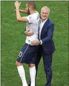  ??  ?? Benzema et Deschamps en 2014.