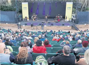  ?? AFP ?? Israelis attend a concert for vaccinated seniors, organised by the municipali­ty of Tel Aviv, on Wednesday.