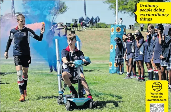  ?? ?? Cameron Meyer gets ready to welcome the Penryn 1st rugby team onto the field on Saturday April 20. > Photo: Facebook/HH Photograph­y & Design
Watch the video on lowvelder.co.za.