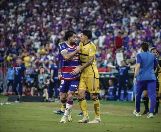  ?? THIAGO JUVÊNCIO/AGÊNCIA O DIA ?? Partida entre Fortaleza x Boca Jr, válida pela Copa Sul-americana, realizado na Arena Castelão, em Fortaleza