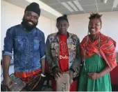  ?? Picture: SIBONGILE NGALWA ?? INSPIRED: Nduduzo Makhathini, Madala Kunene and Msaki during a music workshop at the University of Fort Hare music department on Friday.