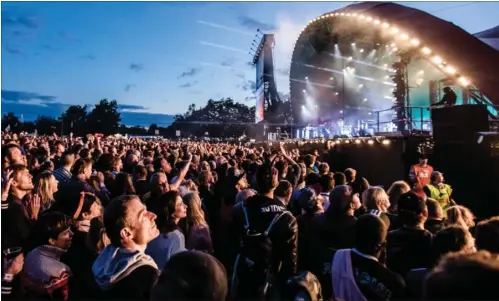  ?? FOTO: /RITZAU/PER LANGE ?? Arcade Fire fyrede den af på dette års festival i Roskilde. Og fonden bag festivalen har nu rettens ord for at have styr på deres vagter.