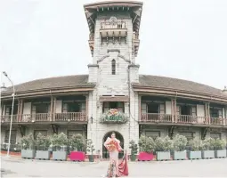  ??  ?? CROWNED VISITATION Miss Universe 2018 Catriona Gray visits Zamboanga on the feast day of Nuestra Señora La Virgen del Pilar on Oct. 12