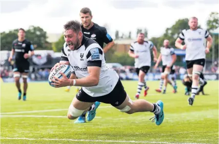  ?? Picture: RoganThoms­on/JMP ?? Bristol Bears’ Nick Haining dives to score a try against Saracens earlier this season