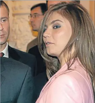  ?? AP ?? Alina Kabáyeva, en una foto tomada en noviembre del 2004 en el Kremlin