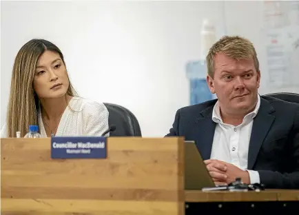  ?? JOSEPH JOHNSON/
STUFF ?? Catherine Chu
and Sam MacDonald are
twoofthe ‘Frugal Five’ who have called for a 10 per cent
cut to council staff costs.