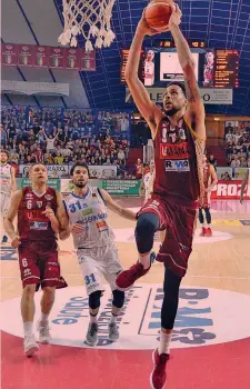  ?? CIAMILLO ?? Austin Daye, 29 anni, figlio di Darren, tricolore con Pesaro