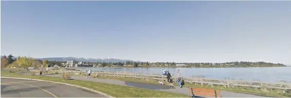  ?? GOOGLE STREET VIEW ?? Parksville’s popular waterfront, in the Courtenay-Alberni riding, which has a population of 114,647.