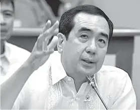  ??  ?? Comelec Chairman Andres Bautista