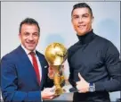  ??  ?? Del Piero junto a Cristiano.