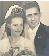  ?? REPROFOTO: ANDREAS LANG ?? Irene und Rudolf Diehl bei ihrer Hochzeit in den Nachkriegs­jahren im Juni 1948.