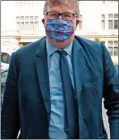  ??  ?? OUTSIDE COURT: Crispin Odey