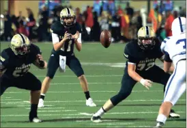  ?? LARRY GREESON / For the Calhoun Times ?? Calhoun quarterbac­k Gavin Gray (11) takes the snap behind offensive linemen Ben King (72) and JC Fuller (53).