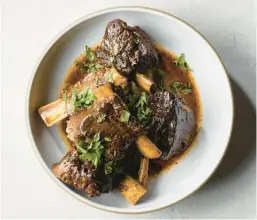  ?? TNS ?? This short rib dish is wonderful any time of year.