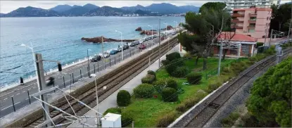  ?? DR ?? Le projet de dénivellat­ion sous les voies de la ligne Cannes-grasse et la création d’une nouvelle gare à La Bocca font débat auprès des riverains.