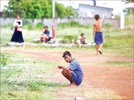  ?? HONG MENEA ?? People use the communal area of the Phnom Penh Municipal Social Affairs Centre, better known as Prey Speu, in 2015.