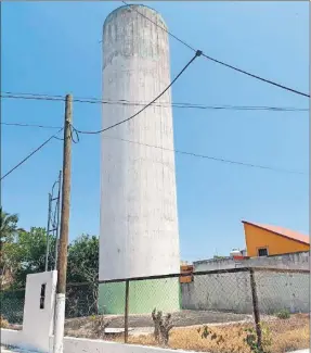  ?? ?? Un antiguo tanque elevado con el que se daba el servicio de agua potable al sector del Fovisste