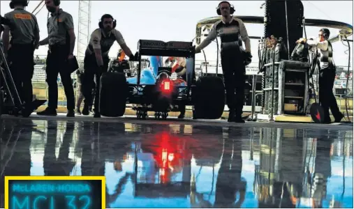 ??  ?? ANUNCIO. A la izquierda, imagen con la que McLaren desveló el nombre del coche en ‘Twitter.’