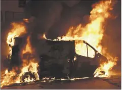  ?? (Photo AFP) ?? Une quinzaine de voitures ont été incendiées à Toulouse.