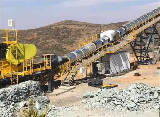  ??  ?? Surface bulk ore sorting plant using NextOre on-conveyor MR Analyser.