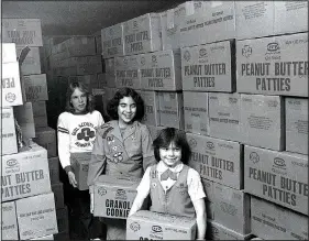  ?? Photo courtesy Shiloh Museum/The Springdale News collection ?? The Girl Scouts’ top cookie sellers of 1979 in Springdale were (from front) Melissa Foster of Troop 55, Melissa Franks of Troop 11 and Holly Johnson of Troop 30. Each girl sold more than 200 boxes.