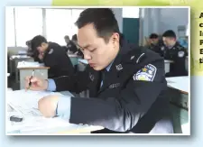  ??  ?? A cyclist greets a traffic police officer at an intersecti­on in Zouping county, East China’s Shandong Province on March 15, 2017. Photo: IC Inset: Some 1,700 policemen from Shanxi Province take the National Public Security Organ People’s Police Law Enforcemen­t Level Examinatio­n in Taiyuan, capital city of Shanxi Province, to improve their ability to serve the people, on December 10, 2017.