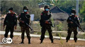  ?? ?? Soldados birmanos en una imagen de archivo.