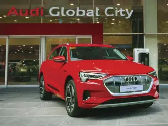  ?? ?? Along with the Audi e-tron SUV, also presently available in Audi Philippine­s’ showrooms are the Audi e-tron GT and RS e-tron GT.