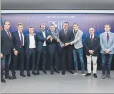  ?? FOTO: FCB ?? Campeones Reconocimi­ento al hockey, ganador de la Copa