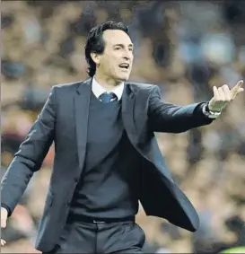  ?? FOTO: AP ?? Unai Emery, durante el partido disputado ayer en el Santiago Bernabéu