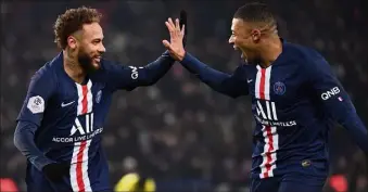  ?? (Photos AFP) ?? Peu alignés ensemble cette saison, le duo Mbappé-Neymar pèse quand même  buts et  passes décisives en Ligue  (/ pour le Brésilien, / pour le Français)